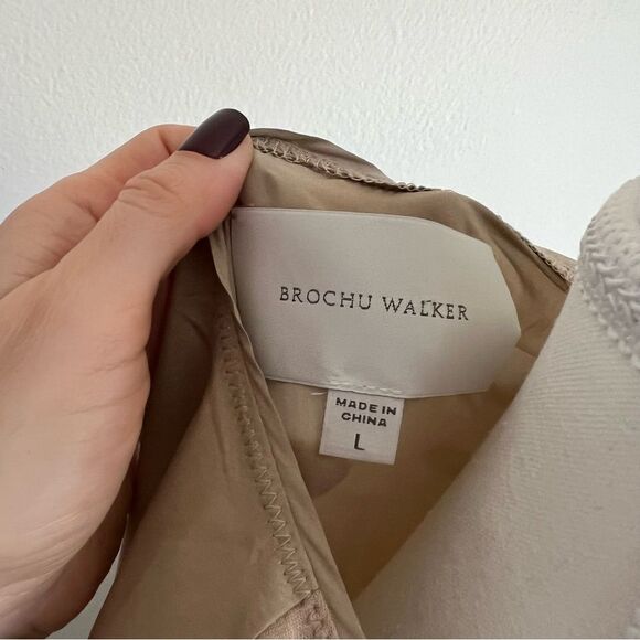 Brochu Walker Nadia Long Sleeve Silk Tee NEW Size Large in Tan - Picture 6 of 10